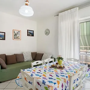 mari-fior.hotelitalianriviera.com/