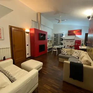 Apartament Casa Cirella Near Anagnina Metro, Rzym