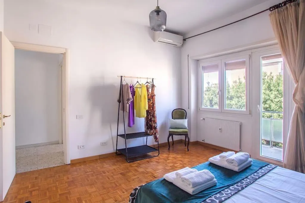 Apartament Home Bernadette Rzym Włochy